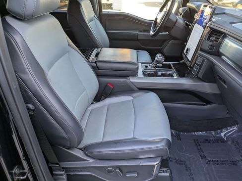 Used 2023 Ford F150 Lightning Lariat image 27