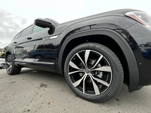 New 2026 Volkswagen Atlas SEL Premium R-Line image 11