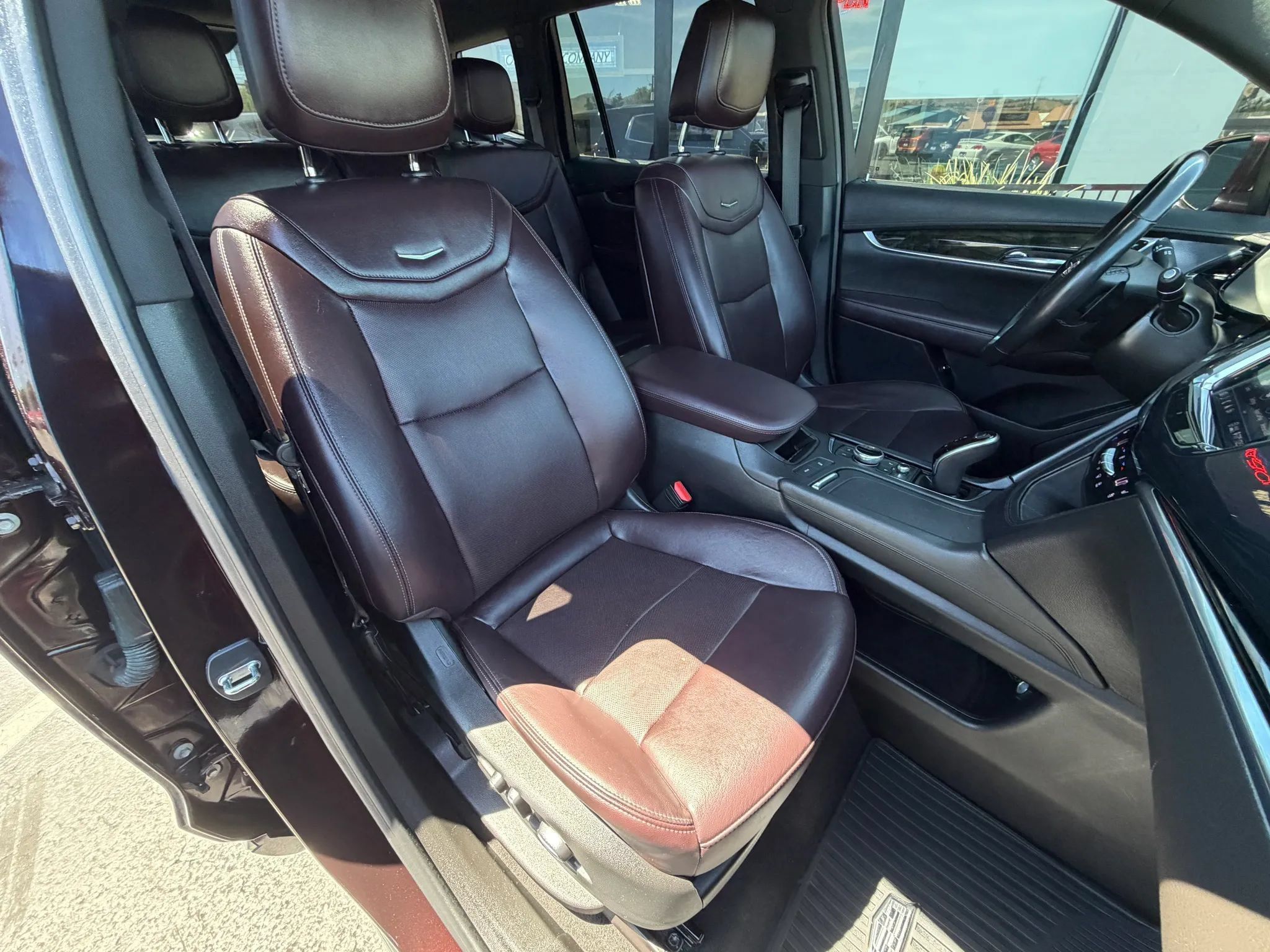 Used 2020 Cadillac XT6 Premium Luxury AWD/4WD image 12