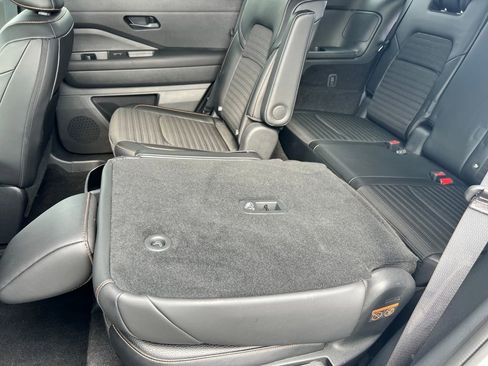 Used 2024 Nissan Pathfinder Rock Creek image 15