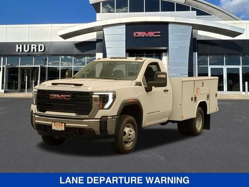 New 2025 GMC Sierra 3500 Pro w/ Convenience Package AWD/4WD image 9