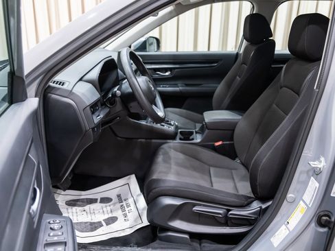 Used 2024 Honda CR-V LX image 9