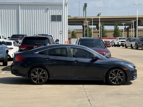 Used 2018 Honda Civic EX-T image 3