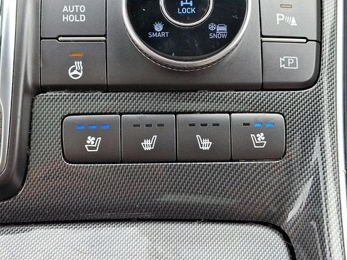 Certified 2021 Hyundai Santa Fe Limited AWD/4WD image 24