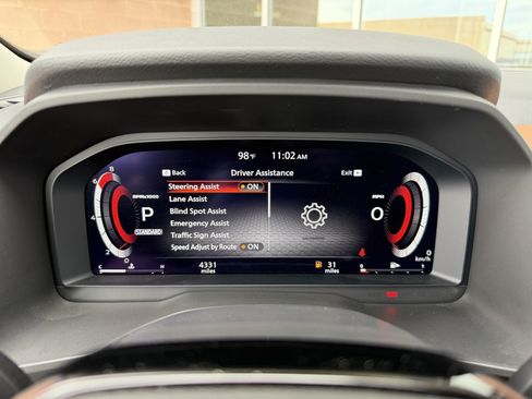 Used 2025 Nissan Rogue Platinum w/ Platinum Premium Package FWD image 19