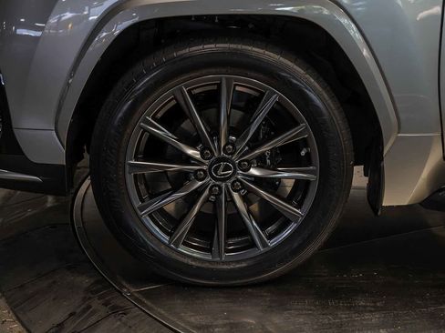 Used 2023 Lexus LX 600 F Sport AWD/4WD image 9