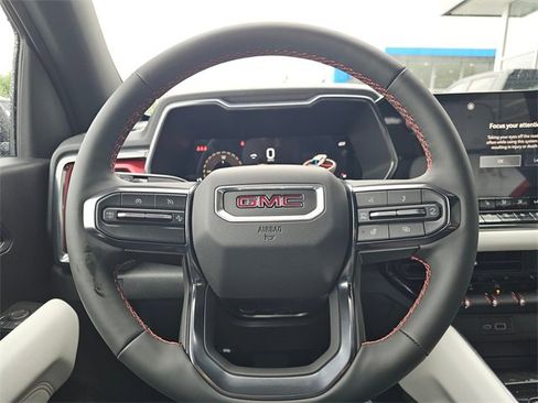 New 2025 GMC Canyon AT4 w/ AT4X Package image 25