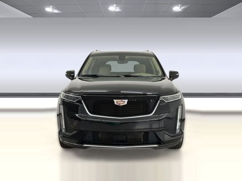 Used 2023 Cadillac XT6 Sport w/ Platinum Package AWD/4WD image 6
