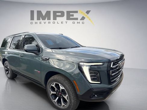 Used 2025 GMC Yukon AT4 w/ AT4 Premium Plus Package AWD/4WD image 7