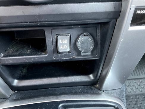 Used 2018 Toyota 4Runner SR5 Premium image 33