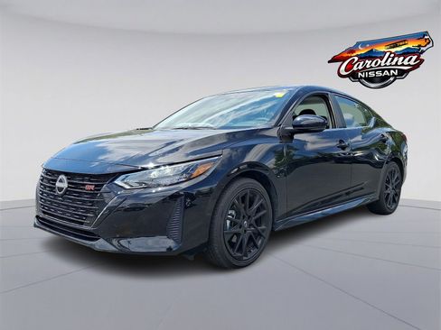 Used 2025 Nissan Sentra SR w/ Midnight Edition FWD image 3