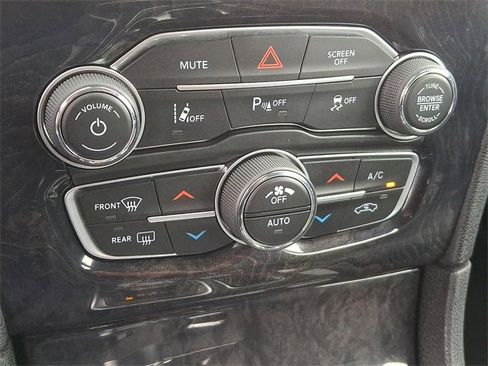 Used 2023 Chrysler 300 Touring L w/ Popular Equipment Group image 15