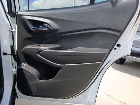 Used 2024 Chevrolet Trax RS image 10