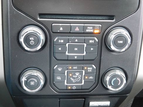 Used 2014 Ford F150 XLT w/ Equipment Group 301A Mid AWD/4WD image 15