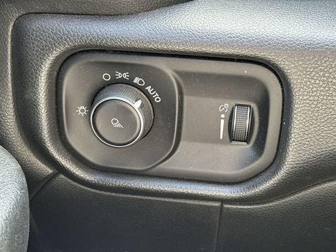 Used 2022 RAM 2500 Tradesman AWD/4WD image 14