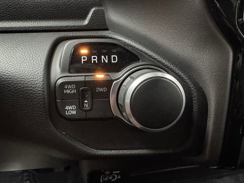 Used 2024 RAM 2500 Big Horn w/ Sport Appearance Package image 35