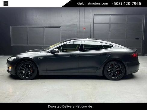 Used 2014 Tesla Model S P85 RWD image 4