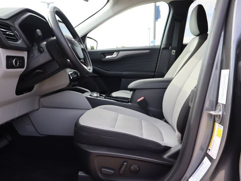 Used 2023 Ford Escape Active w/ Tech Pack #2 image 10