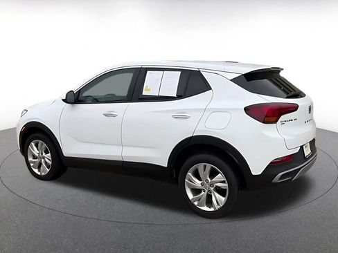 Used 2025 Buick Encore GX Preferred AWD/4WD image 8