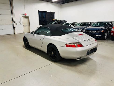 Used 2001 Porsche 911 Carrera RWD image 35