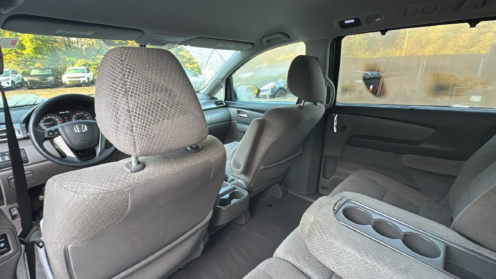 Used 2015 Honda Odyssey EX image 29