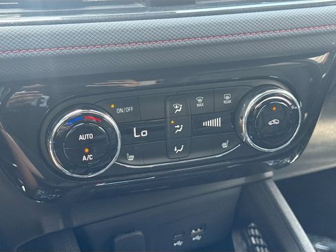 Used 2025 Chevrolet TrailBlazer RS w/ Convenience Package AWD/4WD image 15
