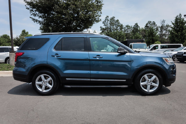 Used 2019 Ford Explorer XLT w/ Equipment Group 201A FWD image 7