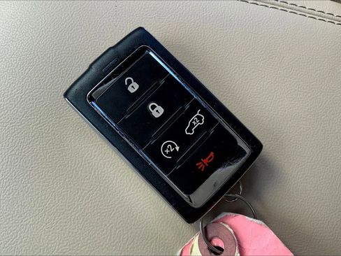 Certified 2023 Jeep Grand Cherokee Limited AWD/4WD image 14