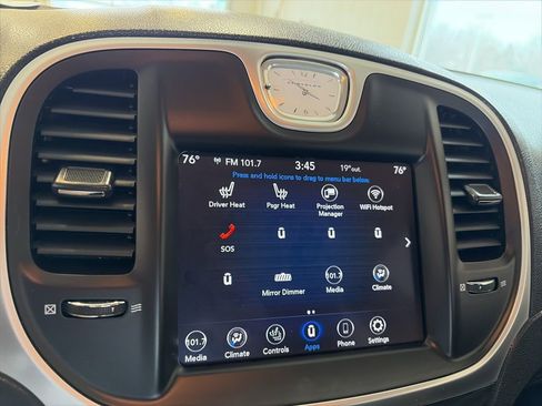 Used 2020 Chrysler 300 Touring L w/ Quick Order Package 2EF image 32