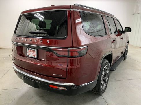 Used 2023 Jeep Wagoneer Series III w/ Rear Seat Video Group 1 image 8