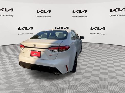 Used 2023 Toyota Corolla SE w/ SE Premium Package FWD image 7