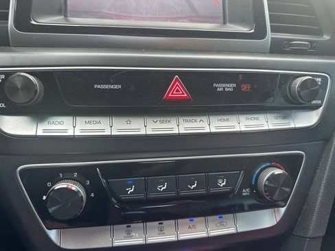 Used 2019 Hyundai Sonata SE FWD image 15