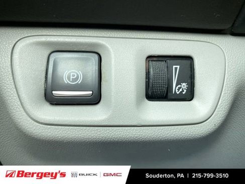 Used 2019 GMC Acadia SLT image 20