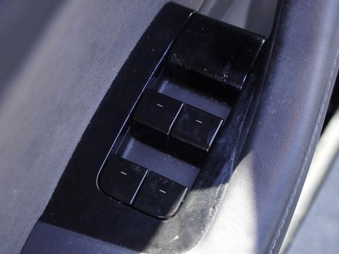 Used 2020 Tesla Model 3 Standard Range Plus image 12