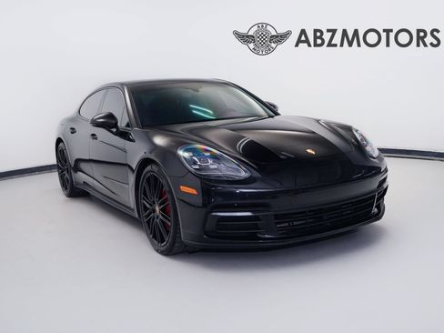 Used 2018 Porsche Panamera RWD image 1
