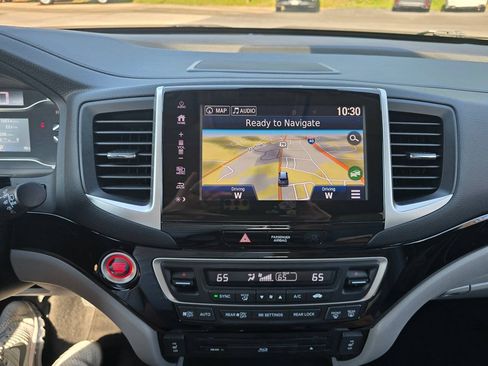 Used 2017 Honda Pilot Touring image 27