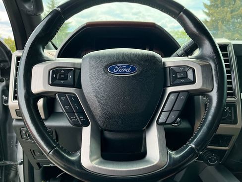 Used 2021 Ford F350 Platinum AWD/4WD image 11
