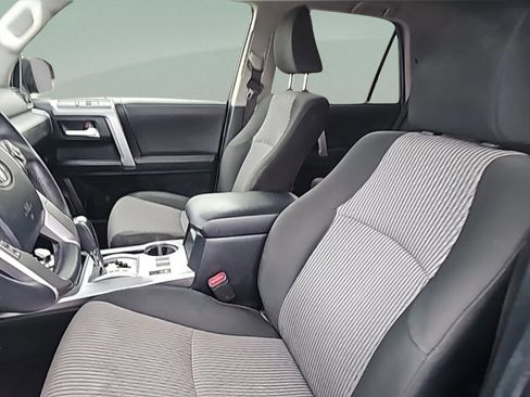 Used 2020 Toyota 4Runner SR5 image 25