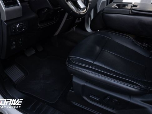 Used 2020 Ford F150 Lariat image 26