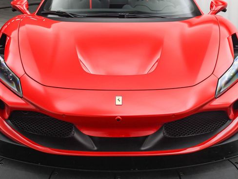 Certified 2021 Ferrari F8 Tributo image 27