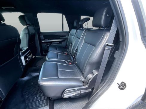 Used 2020 Ford Expedition XLT w/ Cargo Package RWD image 21