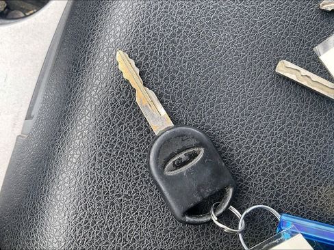 Used 2004 Ford F150 XL image 28