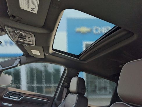 New 2026 GMC Sierra 1500 Denali w/ Denali Reserve Package image 17