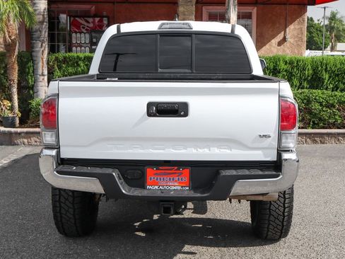 Used 2016 Toyota Tacoma TRD Off-Road w/ Towing Package image 7