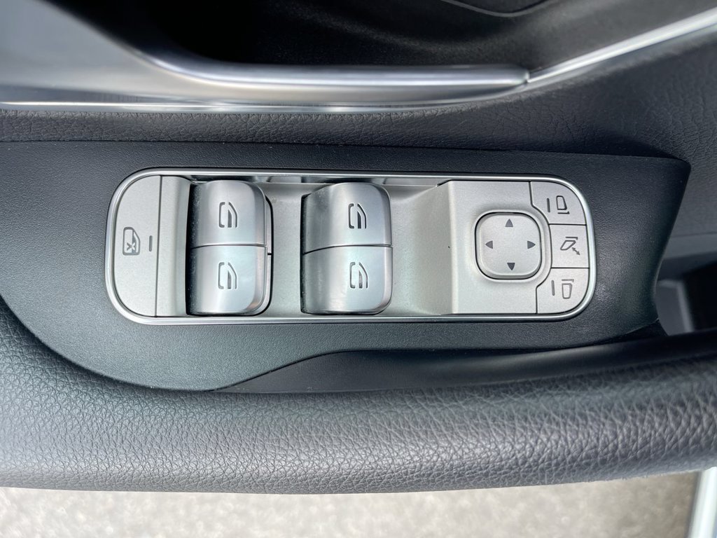 Used 2020 Mercedes-Benz GLS 450 4MATIC image 25