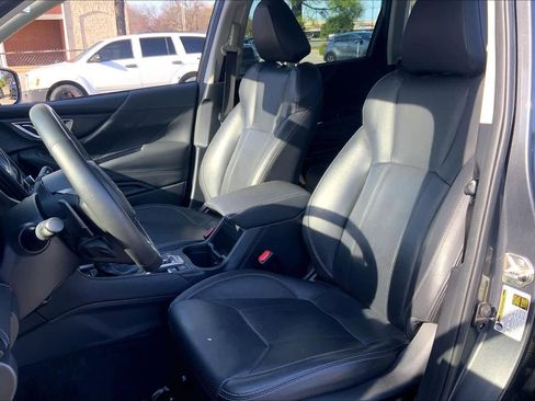 Used 2023 Subaru Forester Touring image 7