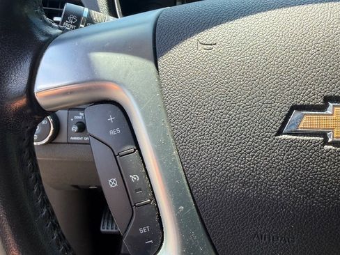 Used 2017 Chevrolet Traverse LT AWD/4WD image 12