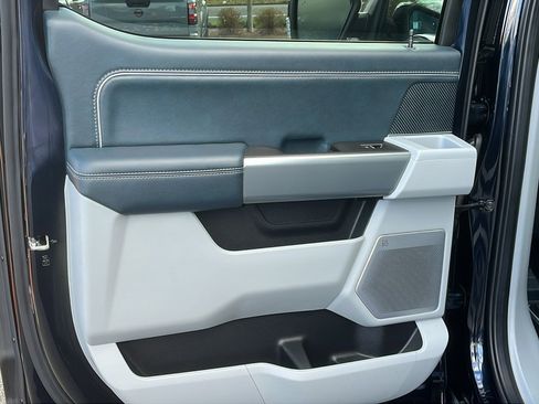 Used 2022 Ford F150 Limited image 19