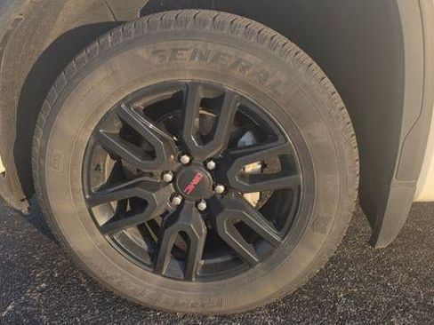 Used 2024 GMC Sierra 1500 Pro w/ Graphite Edition AWD/4WD image 13