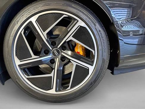 Used 2023 Audi RS e-tron GT w/ Carbon Performance Package AWD/4WD image 27
